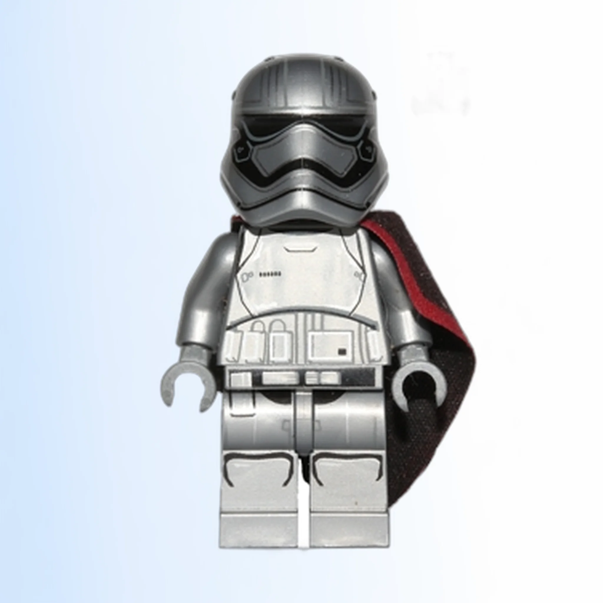 LEGO Captain Phasma (Rounded Mouth Pattern) (sw0684) Star Wars Minifigure